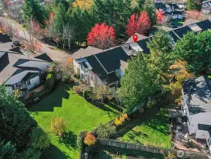 Whether you're playing fetch with the dog or pulling out the yard games, you'll be sure to enjoy the memories and laughter here.