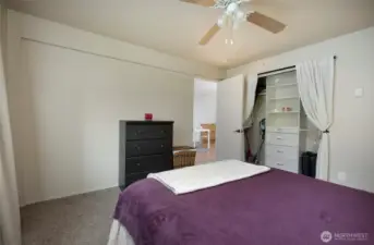 & Closet Shelving Stay