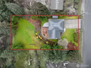 Approximate property lines, buyer to verify