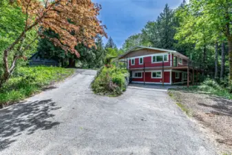 View from partway down the driveway