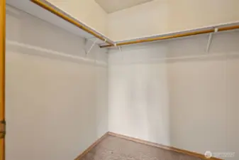 Walk-in Closet