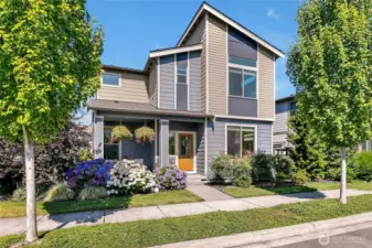 Welcome to your new home in Ten Trails. Better than new construction! Let's take a look....