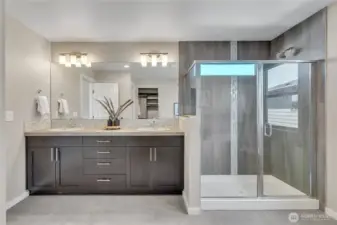Double espresso vanity