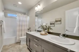 Full Hall Bath