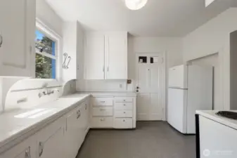 The kitchen is ready for your ideas and inspiration