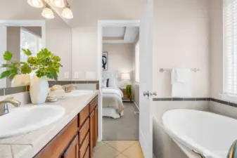 Primary with Dual Vanity and Soaking Tub
