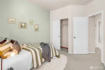 3rd Bedroom Closet
