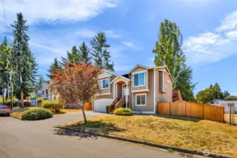 Front Driveway with Extra Parking