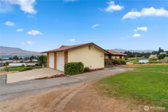 2 car garage