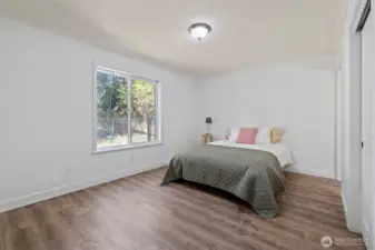 2nd Downstairs bedroom with 3/4 bath