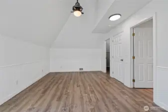 5th upstairs bedroom  with walk in closet and bath