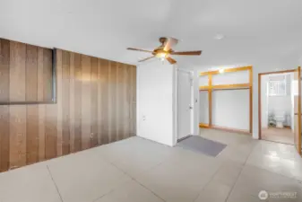 Once again the elevator shaft and you can see the roomy closet space