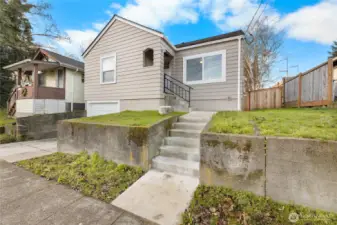 Welcome to 1229 Broadway Ave, a conveniently located home just minutes from Bremerton High School and Olympic College.
