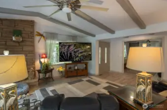 Nice open fresh feel, tastefully updated.