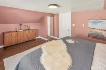 Another view of the space in your primary.