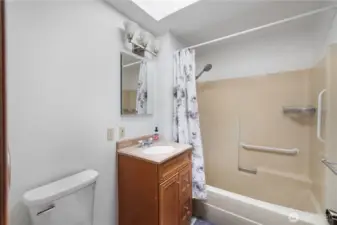 The primary ensuite - full bath,