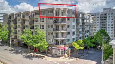 Top floor corner unit with large balcony.