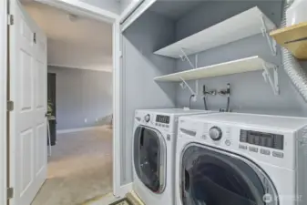 Laundry, front loading machines