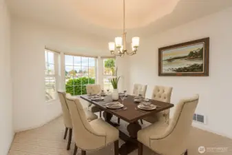 Virtually Staged Dining