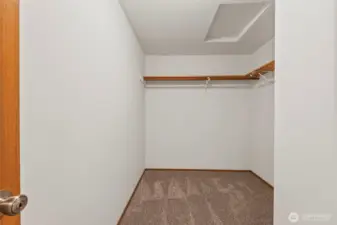 Primary Walk in closet
