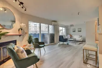 The 877 sqft condo boatst 2 living spaces!