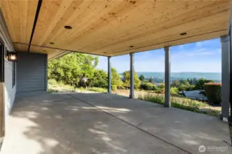 Even the lower patio has a phenomenal view!