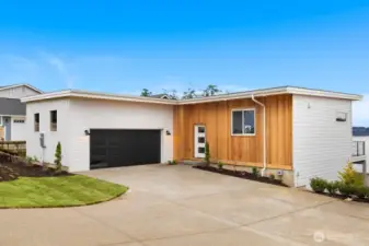 Photographs are for illustrative purposes only. Features, finishes, interior/exterior colors, landscaping and floorplan shown may vary from actual homes built