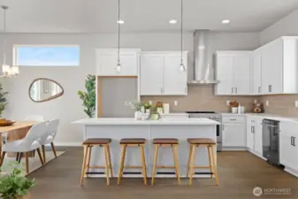 Photographs are for illustrative purposes only. Features, finishes, interior/exterior colors, landscaping and floorplan shown may vary from actual homes built