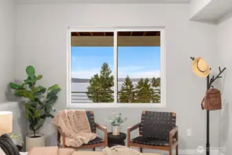 Photographs are for illustrative purposes only. Features, finishes, interior/exterior colors, landscaping and floorplan shown may vary from actual homes built