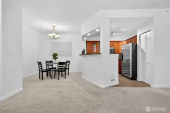 Semi-open kitchen floorplan