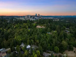 Just one lot off of Lake Washington and an idylic West Bellevue location.