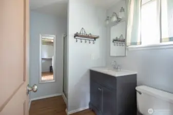 3/4 guest bath off Family room