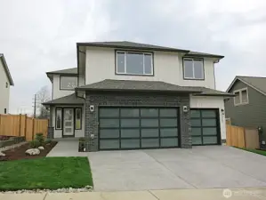Elegant presentation of a rare home with a  3 car garage on an 8000sf+ large lot in the city of Snohomish.