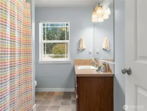 2nd floor full guest bathroom.