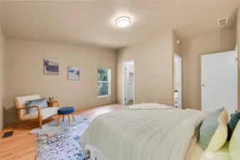 Ensuite BA & closet