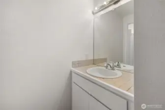 Separate hand sink for second bedroom