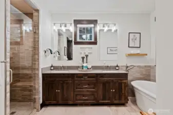 Primary ensuite
