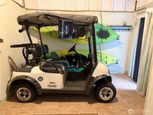 Golf cart and kayaks included with the right offer!