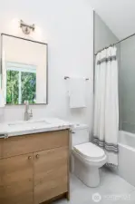 Upper Level Bedroom 3 En-suite
