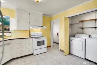 Full size laundry in the unit!