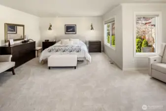 Huge Primary Bedroom Suite w/ Sitting Area & Views into the backyard