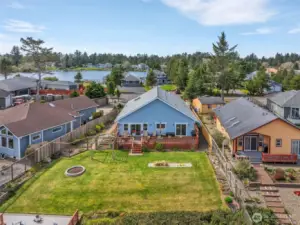 This property is located on the serene side of Duck Lake away from the noise and wake of boats passing by. But, within minutes, you can be on the main body of water for boating, fishing, paddle boarding or swiming.
