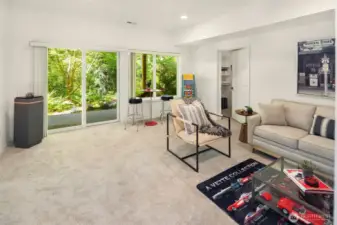 Basement ensuite with WIC - Bedroom 1