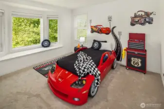 upstairs bedroom 3