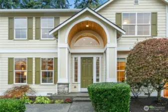 Dramatic stately entry. You'll love the neighborhood!