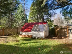 Greenhouse converted to insulated cooled office with electricity and Lights