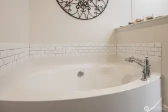 Soaking tub in primary.