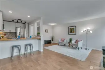 Ceramic floors make for easy clean ups.