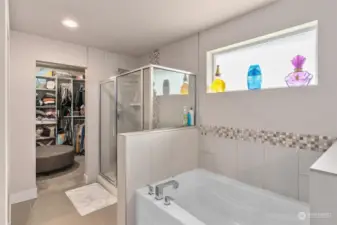 Primary Bathroom Soaking Tub, Separate Shower, Toilet Room & Large WIC
