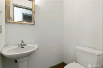 1/2 bath